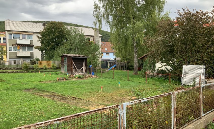 Auf diesem Grundstück in Blumberg entsteht der neue Bungalow von DanWood - Haus.